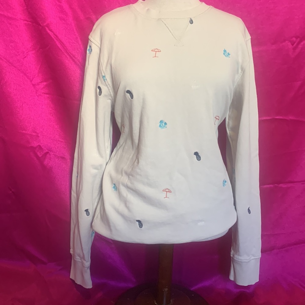 Jack and Jones keep it real sweater size L. Pineapples, umbrella, islands